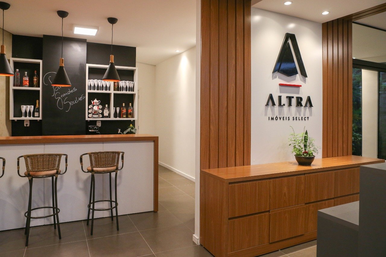 864f1568-103e-4abd-8b80-e6d8aee988ba